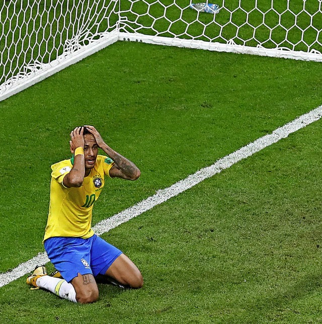 Neymar kann&#8217;s nicht fassen: Nach...lgien muss er die Bhne WM verlassen.   | Foto: dpa