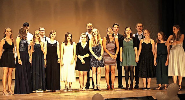 18 Schler und Schlerinnen der Schopf...mmel)  bestand mit der Traumnote 1,0.   | Foto: Waldorfschule