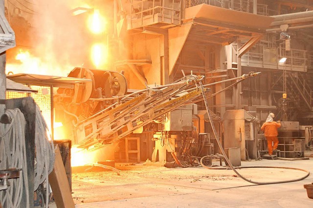 Bei der Stahlproduktion in Kehl geht e...&#8211; die Abwrme lsst sich nutzen.  | Foto: Brbel Nckles
