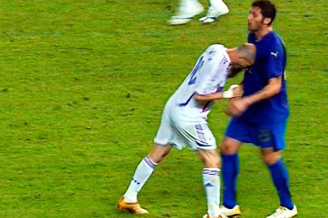 Unvergesslich: Zinedine Zidanes Kopfnuss  | Foto: AFP