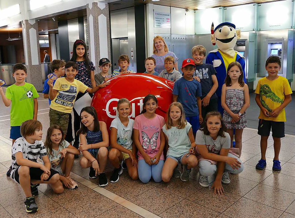 Klasse 4b, Meret-Oppenheim-Schulzentrum, Steinen