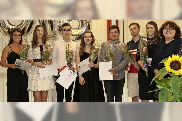 Erfolgreiche Absolventen an der Rudolf-Eberle-Schule