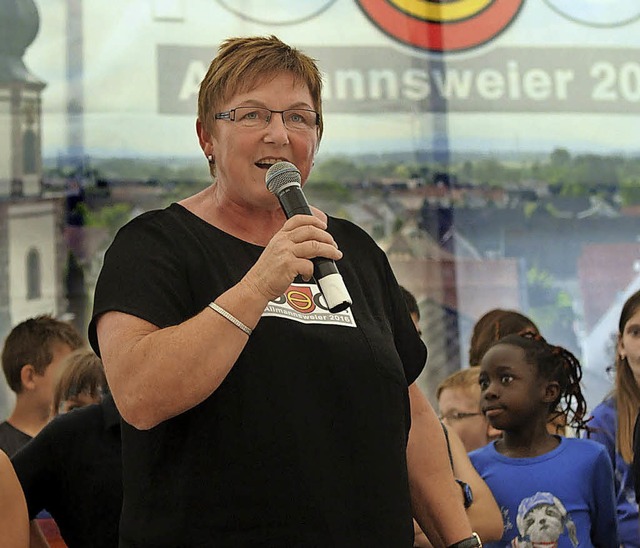 Ria Bhler, hier beim Dorfjubilum 201... nchsten Kommunalwahl nicht mehr an.   | Foto: Wolfgang Knstle