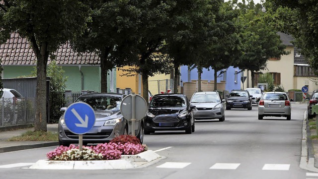 Schleichweg Kaiserswaldstrae: Anwohner wollen das nicht mehr hinnehmen.   | Foto: CHRISTOPH BREITHAUPT