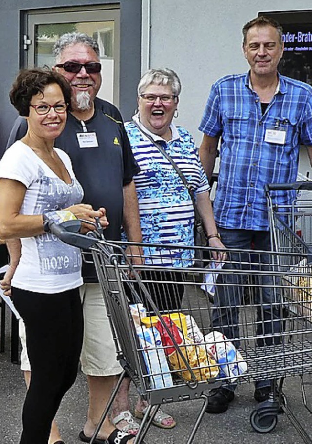 Zeller Brger spenden fr die Tafel Schopfheim  | Foto: Klaus Brust