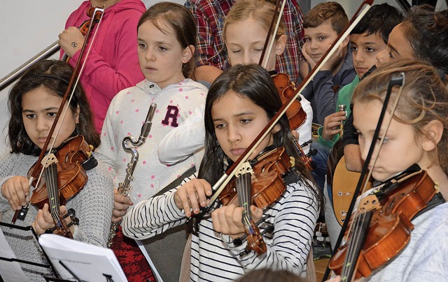 Die Kooperation mit den Schulen wird f...e Weiler Musikschule immer wichtiger.   | Foto: Lauber