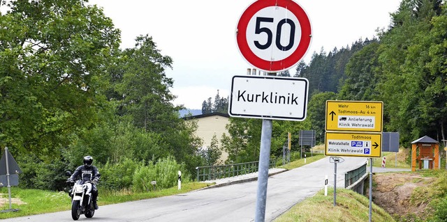 Die Kurklinik dient in Todtmoos als Be...0 Richtung Todtmoos nicht gelten darf.  | Foto: Sebastian Barthmes