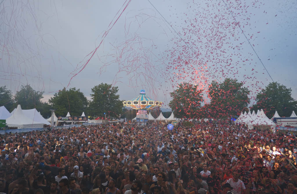 Insgesamt feiern 34.000 Electro-Fans am Tunisee