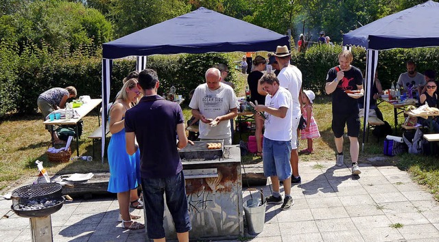 Am Gifiz-Grillplatz wurde gefeiert.   | Foto: Heidi Ast