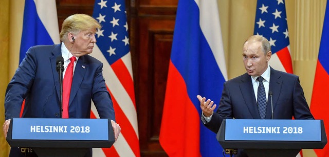 Treffen auf neutralem Boden in Finnlan...ald Trump (links) und Wladimir Putin.   | Foto: AFP