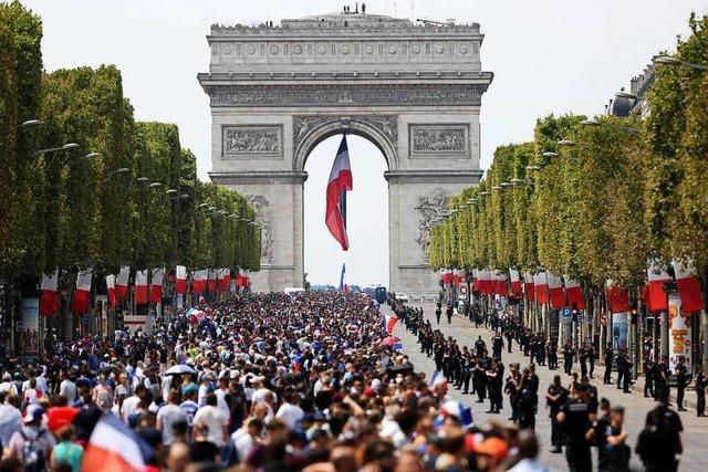 Was sind die Champs-Elysées?