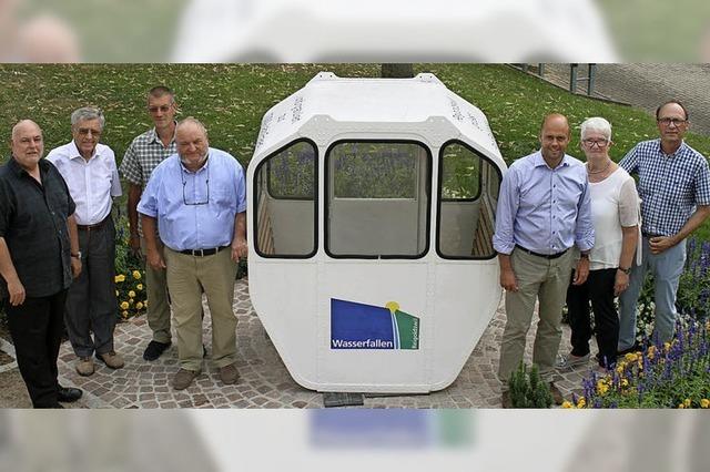 63 Jahre alte Gondel einer Schweizer Luftseilbahn hat Platz gefunden