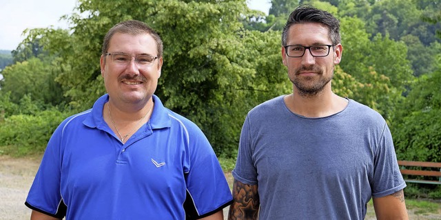 Sven Zehner (links) und Kommandant Stefan Zipfel von der Eschbacher Feuerwehr  | Foto: Martin Pfefferle