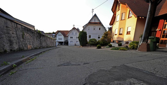 Marode Straen in Oberschopfheim sollen mittelfristig saniert werden.    | Foto: Bettina Schaller