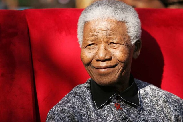 Nelson Mandela auf einem Foto aus dem Jahr 2005  | Foto: dpa