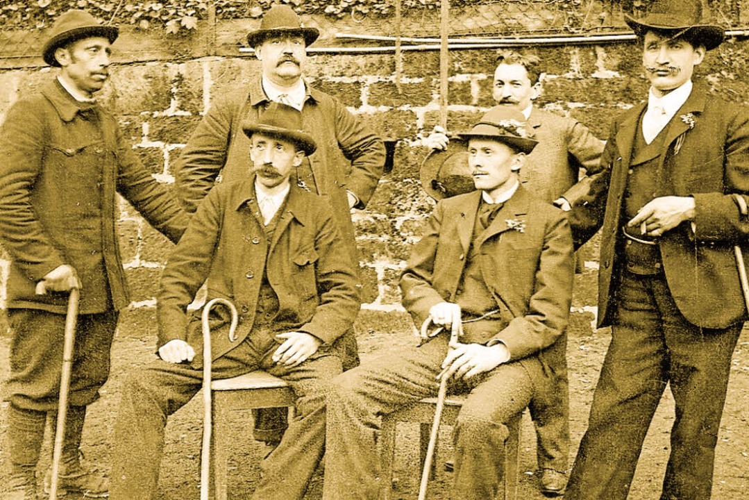 Die Grnder des Touristenvereins Berglust auf einem Foto aus dem Jahr 1905.  | Foto: Manfred Metzger (Repro)