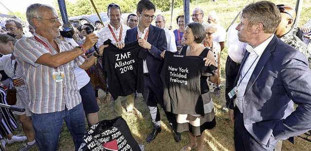 ZMF-Grnder Alex Heisler, Frderkreis-...Owald (von links) bei der Erffnung.   | Foto: Ingo Schneider