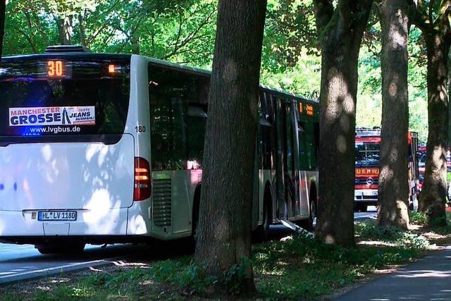 Polizei: Mann griff Passagiere in Lbecker Bus mit Stichwerkzeug an