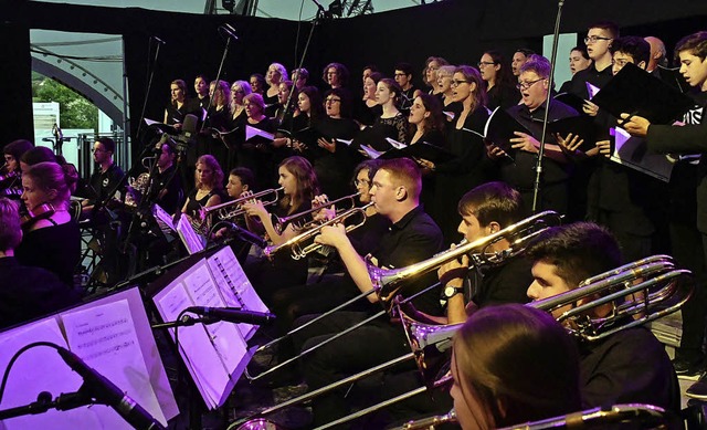 Bisher einmalig:  Das Orchester vom Cl...deten sich eigens fr dieses Projekt.   | Foto: Wolfgang Knstle