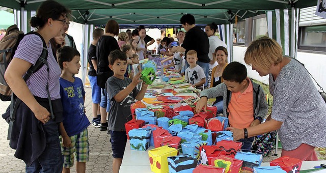 Ins &#8222;Vier-Farbenland&#8220; entf...Projekt &#8222;Kinder der Welt&#8220;.  | Foto: Cremer