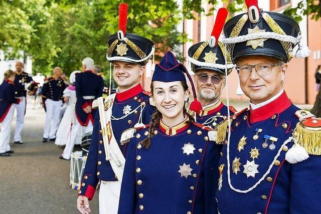 Warum schlpfen Menschen in historische Kostme?