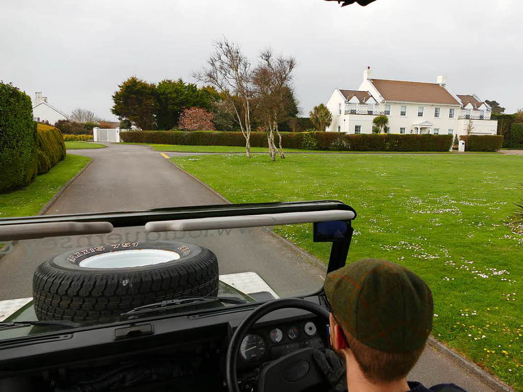 Oben offen: Jeeptour ber die Insel Guernsey 