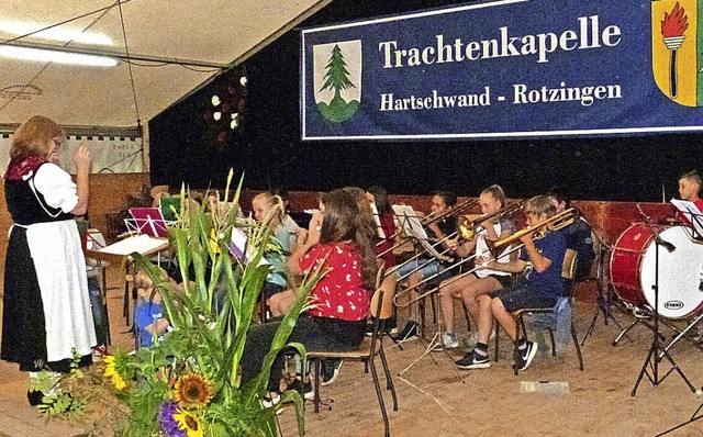 Die Zglinge der Gemeinschaft fr Blas...ten am Wochenende Musik beim Waldfest.  | Foto: Sigrid Schneider