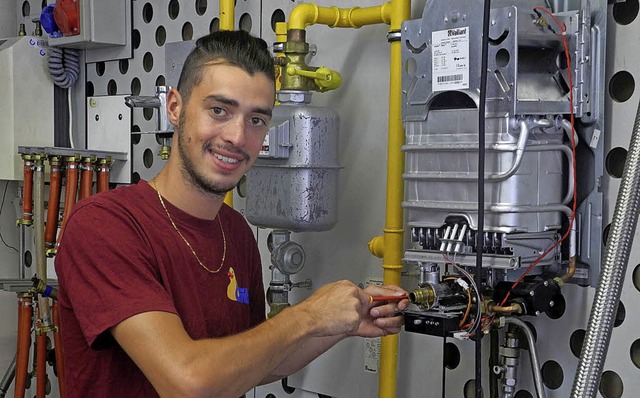 Benno Schwarz hat durch &#8222;School ...ine Ausbildung zum Anlagenmechaniker.   | Foto: School goes Business