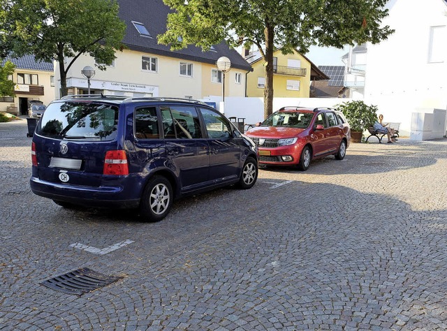 Diese Parkpltze am Lindenplatz gibt es auch zuknftig.   | Foto: Martin Pfefferle