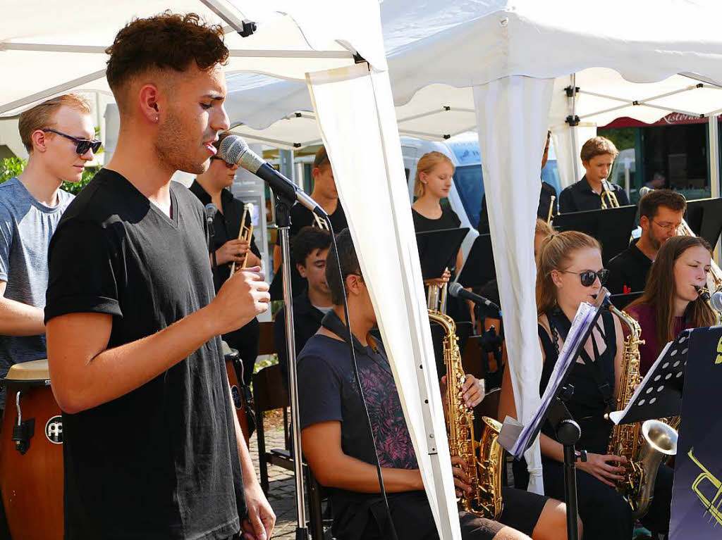 Musik und gute Laune bei der School’s-Out-Party auf dem Rudolf-Eberle-Platz