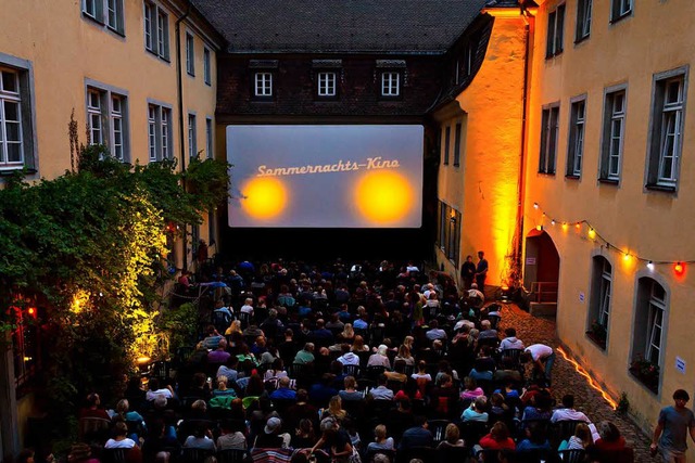 Kino unter Sternenhimmel: Das Sommernachtskino im Schwarzen Kloster.  | Foto: Markus Herb