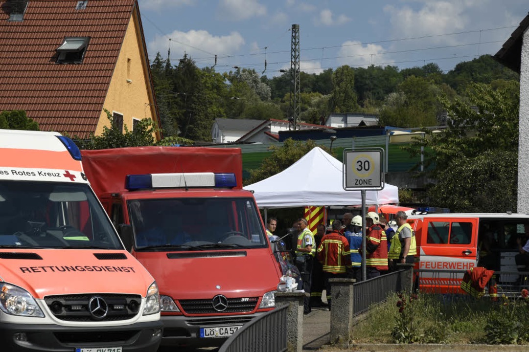 Verdacht auf Gefahrstoffaustritt am Bahnhof Rheinweiler  | Foto: Volker Münch