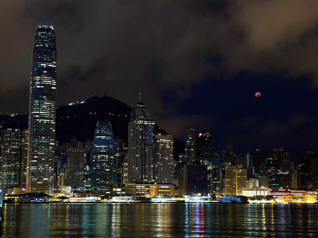 Hongkong. Hongkong.