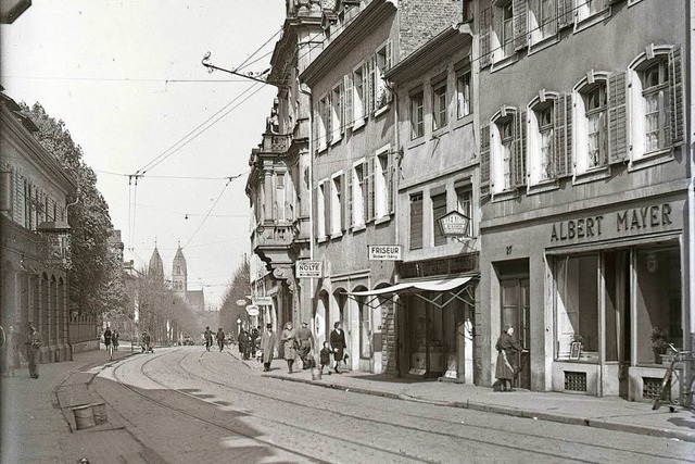 Die Zigarrenhandlung Albert Mayer - hier wurden die ersten SC-Tickets verkauft.  | Foto: Stadtarchiv Freiburg M 72 B 181