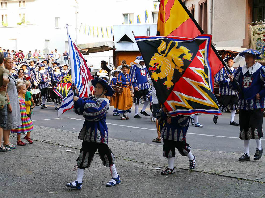 Erffnung mit den Schwarzenberger Herolden, den Veranstaltern des dreitgigen Festes.