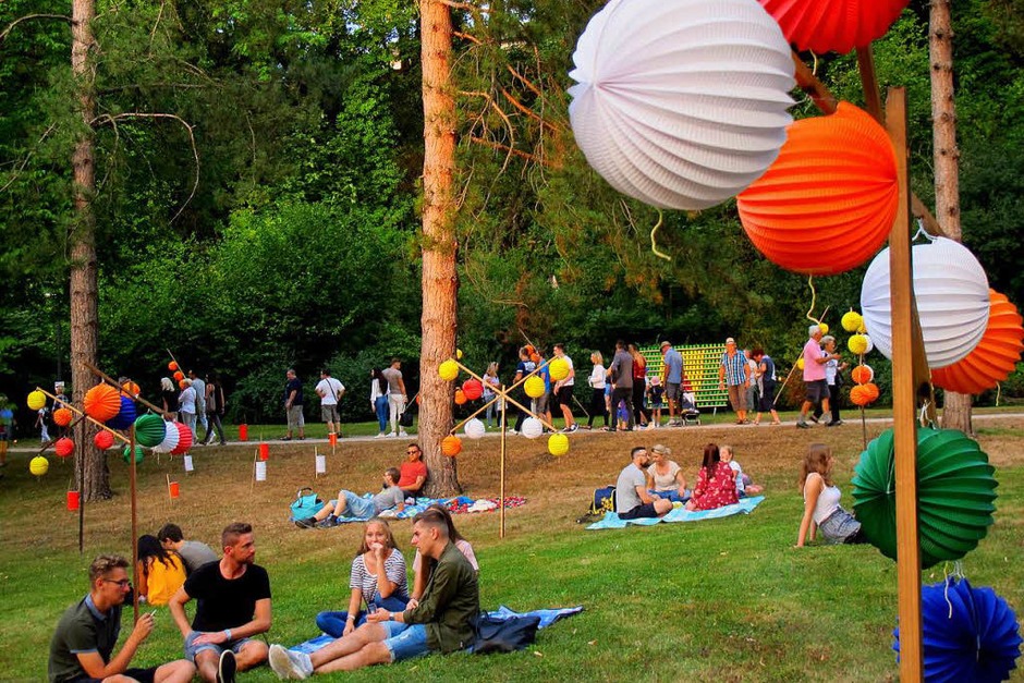 Lichterfest 2018 im Kurpark Bad Bellingen (Foto: Jutta Schütz) Lichterfest 2018 im Kurpark Bad Bellingen (Foto: Jutta Schütz)