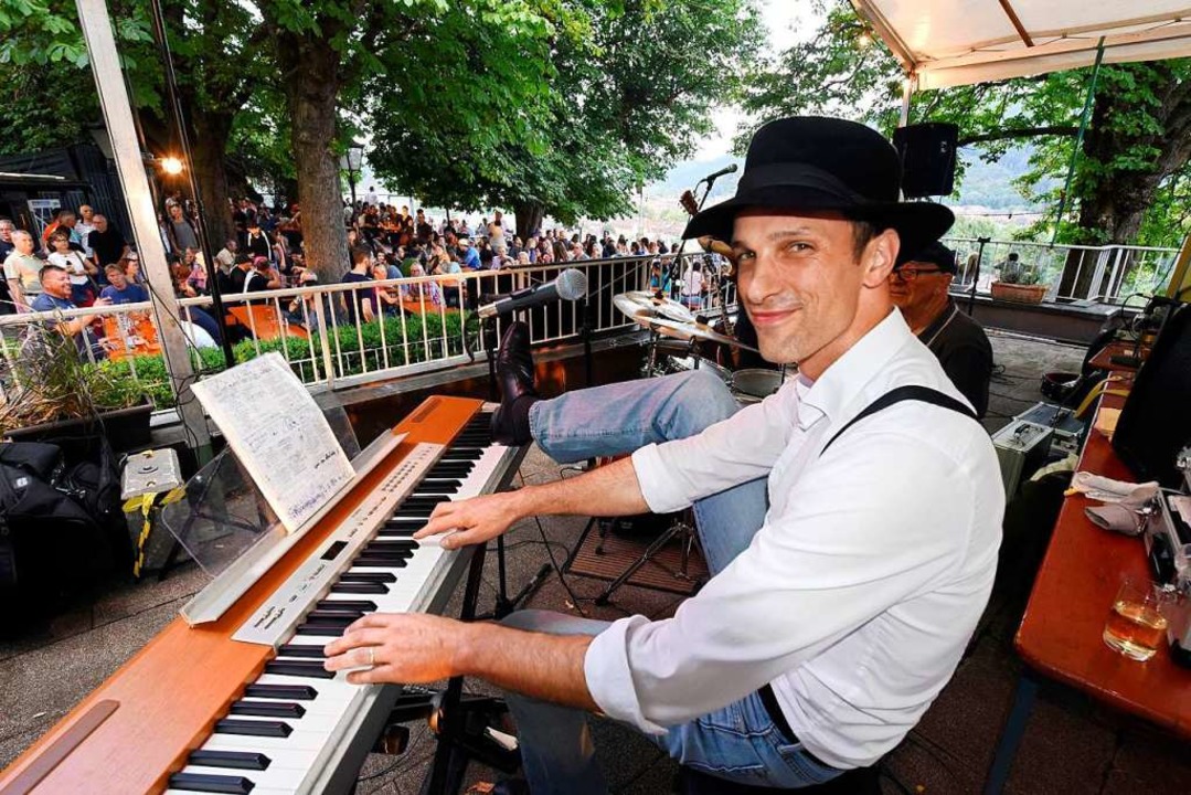 Pianist Mark Wunderlich vom Boogie Project im Kastaniengarten  | Foto: Thomas Kunz