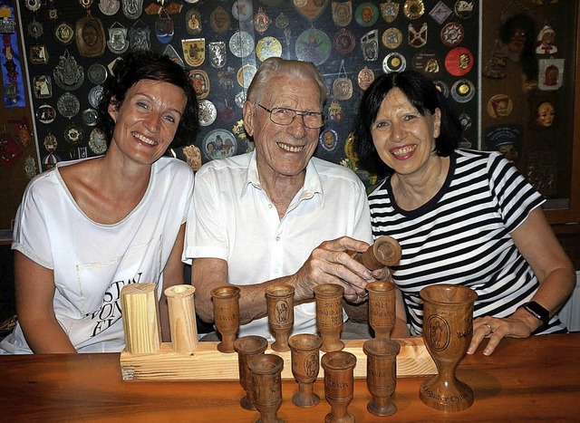 Freude ber Minikelche: Marion Maier (...enk fr Alt Waldshut gedrechselt hat.   | Foto: Ursula Freudig