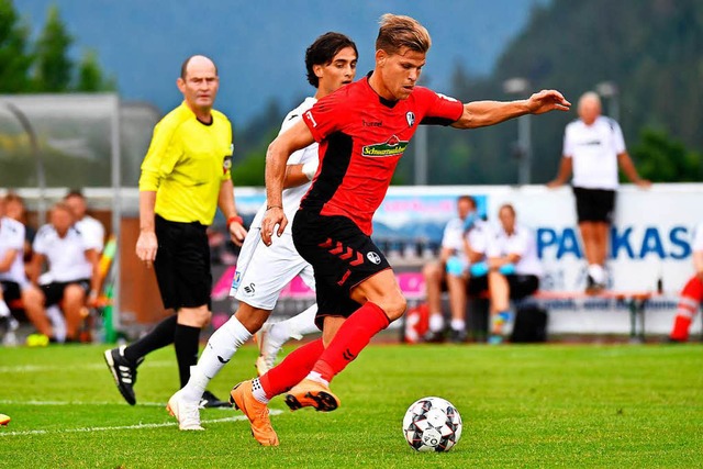 Gleich zweimal kickt der SC Freiburg a...Trainingslager in Schruns am 27. Juli.  | Foto: Achim Keller