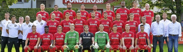 Die Mannschaft des Bahlinger SC bestre...richtigen Test vor dem Saisonauftakt.   | Foto: Achim Keller