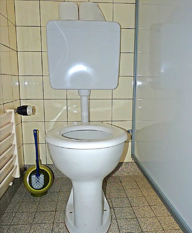 Die Toiletten am Busbahnhof sollen auch am Wochenende sauber werden.  | Foto: Symbolbild: Sattelberger