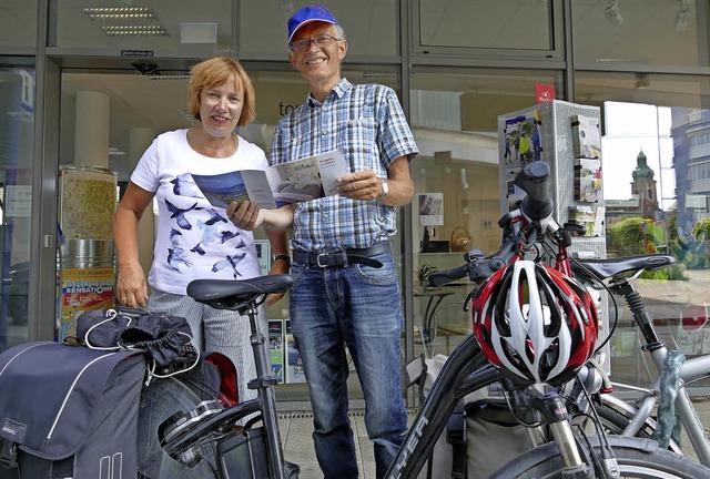 Ankunft bei der Tourist-Info in der Ka... auf  ein paar Ruhetage am Hochrhein.   | Foto: Ingrid Bhm-Jacob