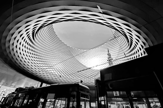 Blick auf das Messegebude in Basel  | Foto: Adobe.com