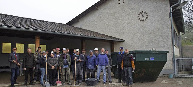 Mit dem Umbau der alten Schule zu eine...as Gebude im Frhjahr schon mal aus.   | Foto: Volker Mnch