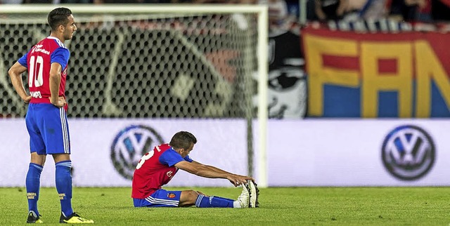 Der Blick geht ins  Leere: Samuele Cam...sler 0:3-Heimniederlage gegen Saloniki  | Foto: Gerd Grndl