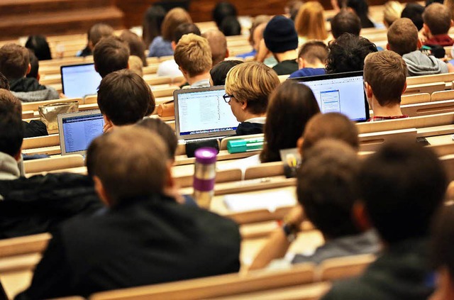 Immer weniger Studenten erhalten Bafg.  | Foto: dpa