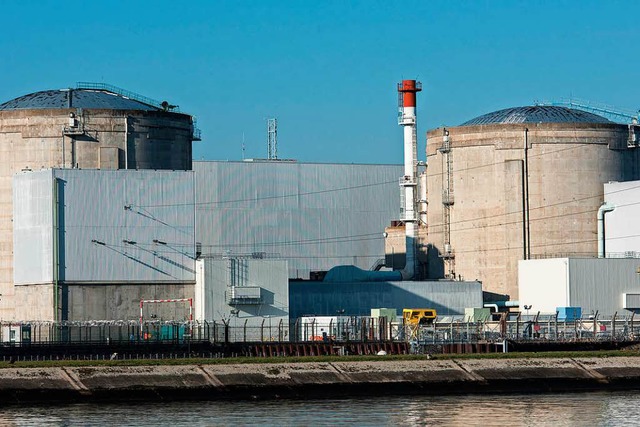 Das Atomkraftwerk Fessenheim in Frankreich.  | Foto: dpa