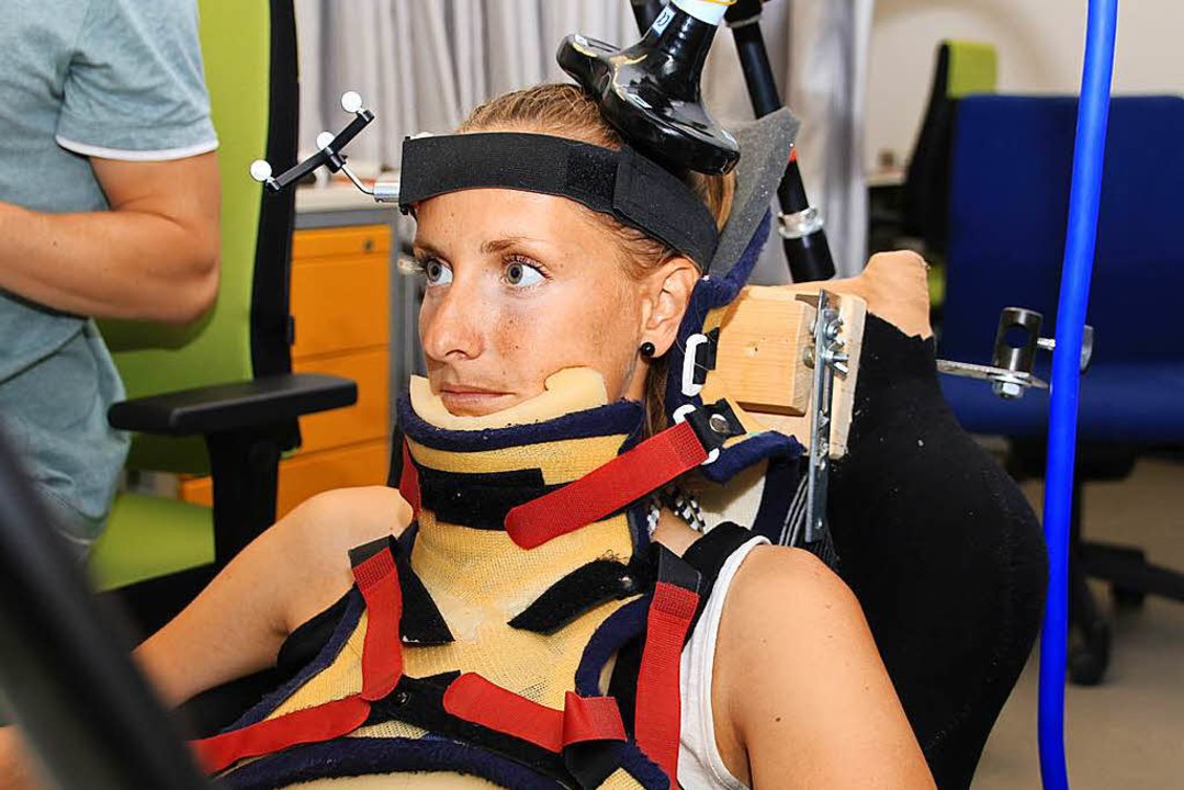 Die 28-jhrige Elisa Emminger beim Exp...h eine bestimmte Bewegung ausfhrt.     | Foto: Steve Przybilla