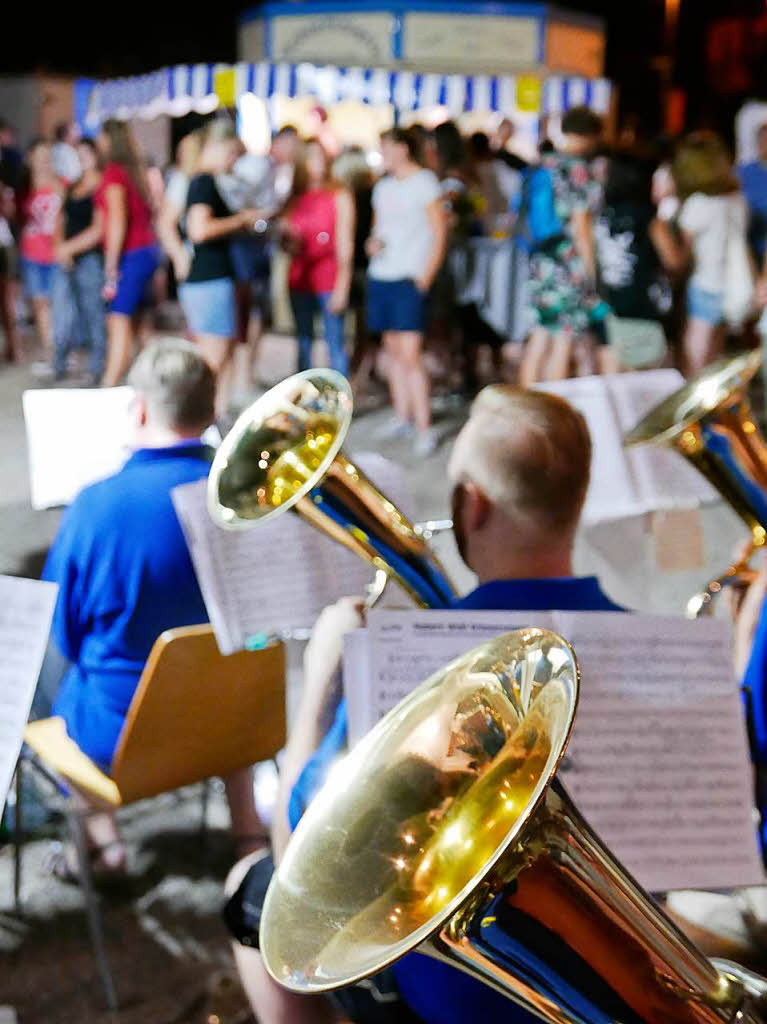 Der Musikverein Malsch sorgte auf der kleinen Bhne am Samstag fr znftige Blasmusikstimmung
