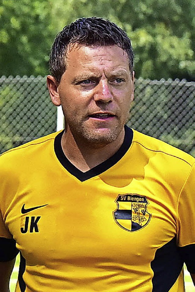 <BZ-FotoAnlauf>Bezirksliga:</BZ-FotoAn...uftakt freuen:  Trainer Jan Lindemann   | Foto: Thoma